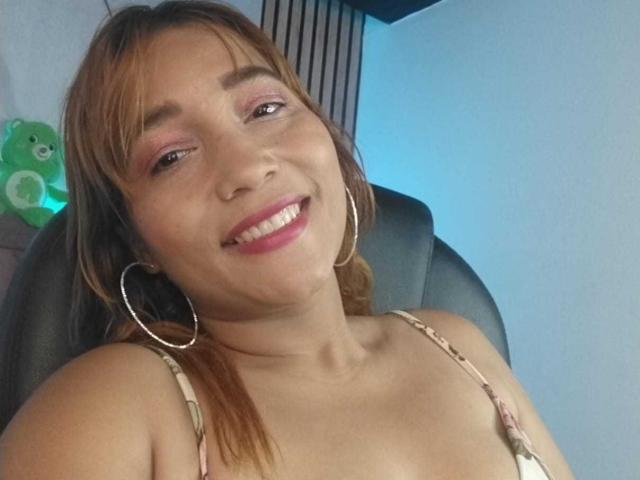 MiiaGrey - Élő pornó és szexkamera - 29014889