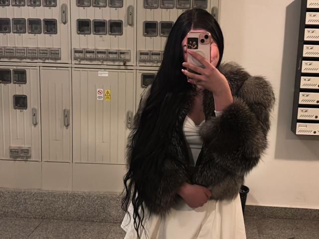 AlessiaNoire - Live porn &amp; sex cam - 29017226