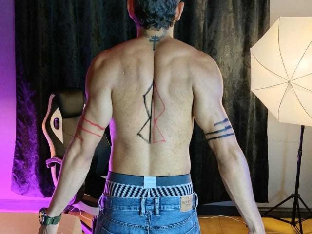 DeconRios - Live sex cam - 29018147
