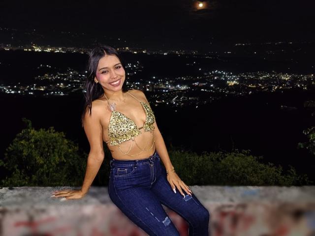 ZammySanz - Live sex cam - 29019323