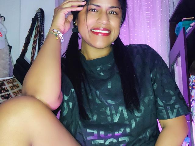 IvannaDuran - Sexe cam en vivo - 29020595