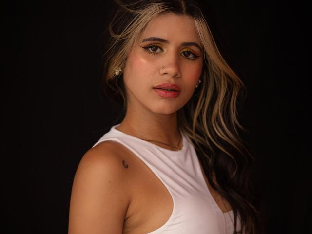 SheylaSpooner - Live porn &amp; sex cam - 29021792