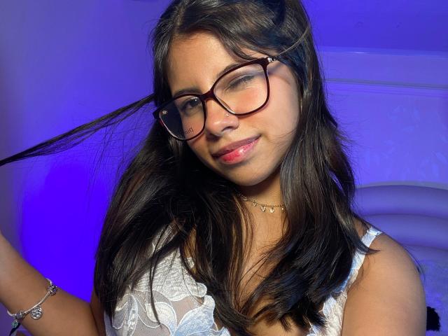 CelesteMorel - Live sex cam - 29024411