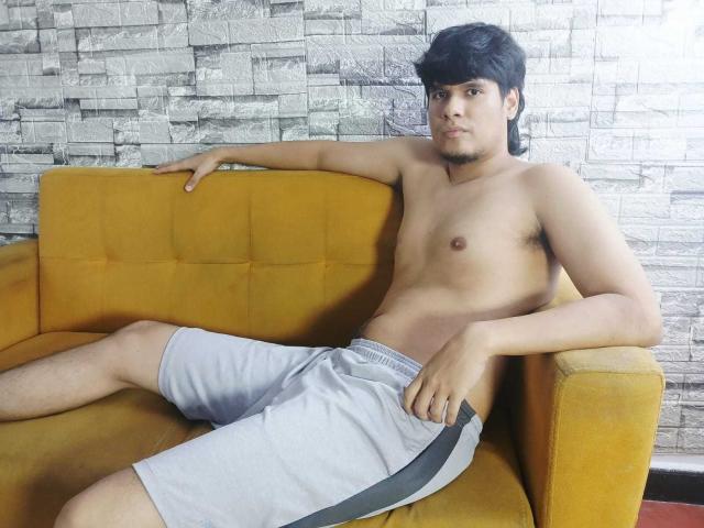 KevinRoldans - Live sex cam - 29033024