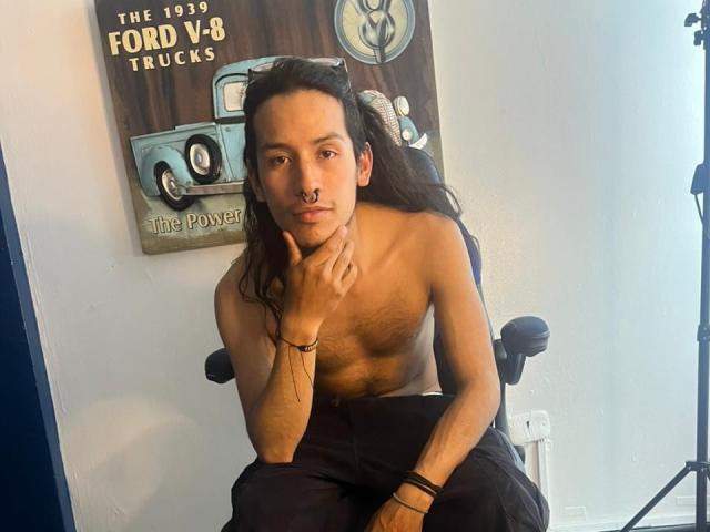 EnzoJagger - Sexe cam en vivo - 29041547