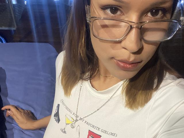 KiaraHernandezX - Sexe cam en vivo - 29041772