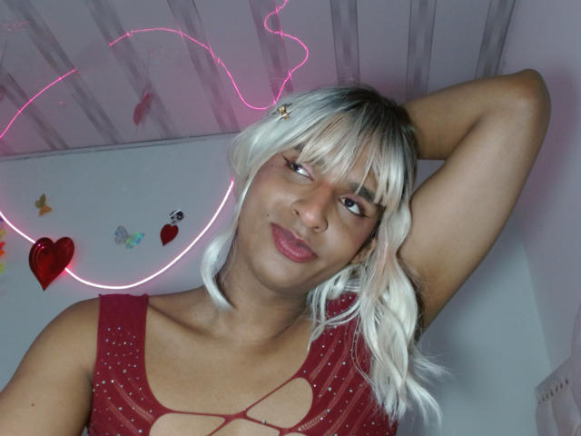 IdiiaLatina - Live porn &amp; sex cam - 29043314