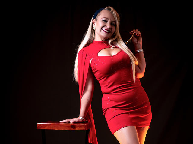 AnastasiaTaylor - Sexe cam en vivo - 29043365