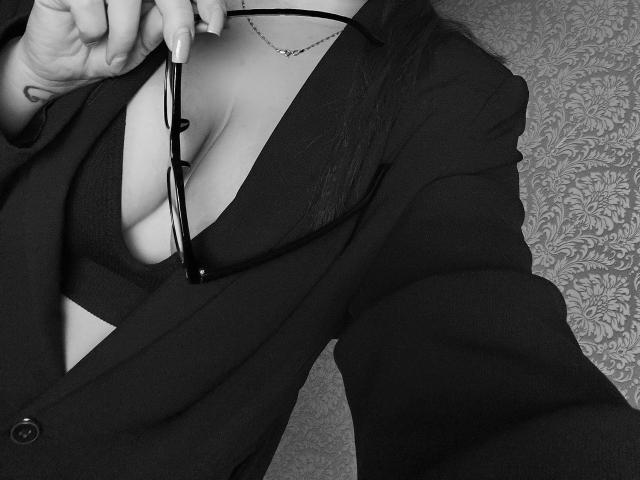 Niferttiti - Live sex cam - 29047505