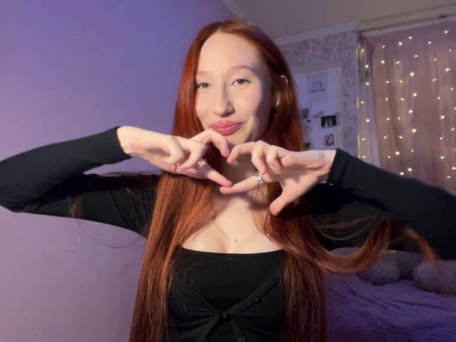 TrinhDancer - Live porn &amp; sex cam - 29051204