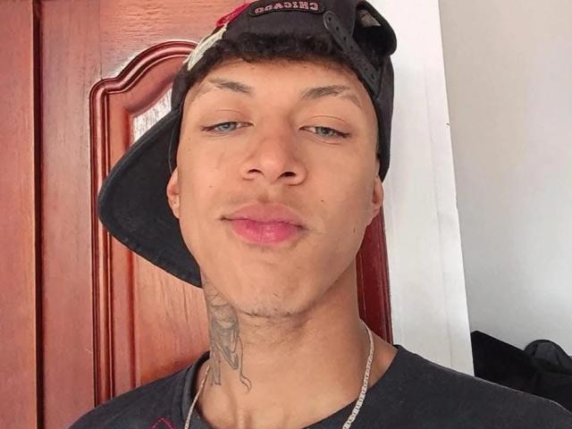 JhonatanGuzman - Sexe cam en vivo - 29059061
