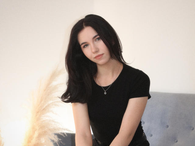 TriciaBarnes - Live sexe cam - 29059358