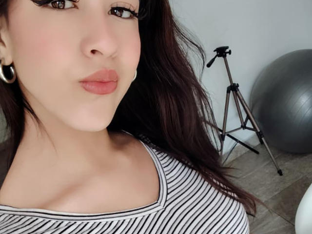 VanellopeLm - Live sex cam - 29061821