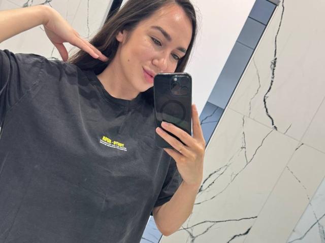 AraiaSheri - Live porn &amp; sex cam - 29069366