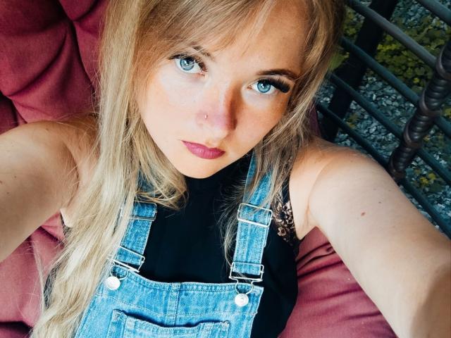 NicoleDreamss - Live sexe cam - 29069585