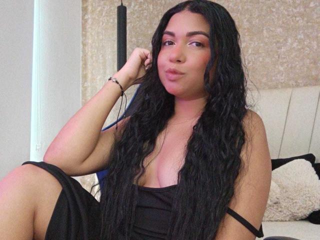 AliceSmity - Live sex cam - 29070758