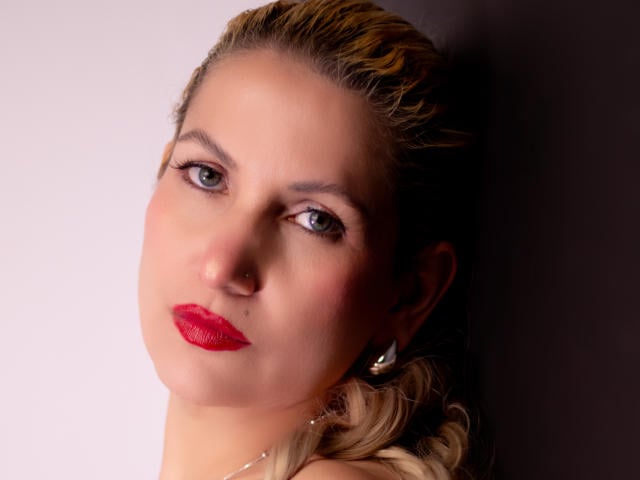 GiuliaAddams - Live sexe cam - 29072903