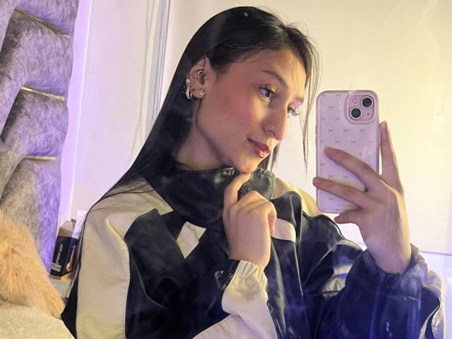 MaddyCarina - Live porn &amp; sex cam - 29073122