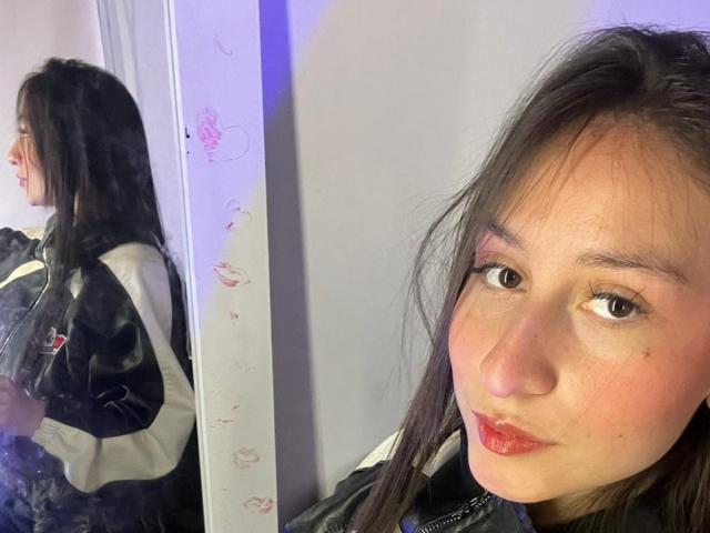 MaddyCarina - Live porn &amp; sex cam - 29073173