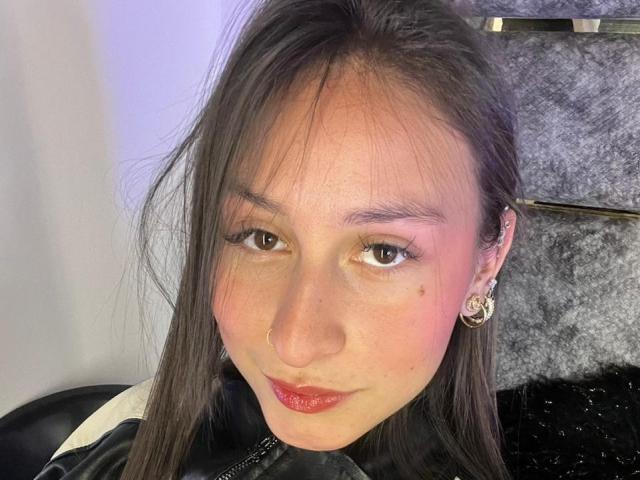 MaddyCarina - Live porn &amp; sex cam - 29073206