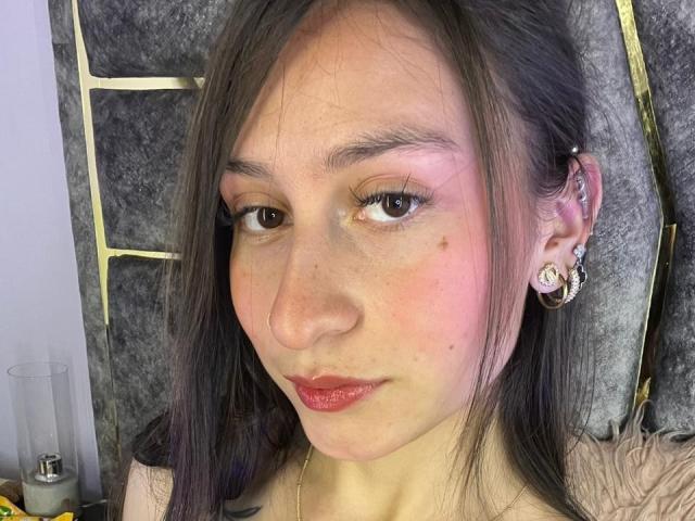 MaddyCarina - Live porn &amp; sex cam - 29073236