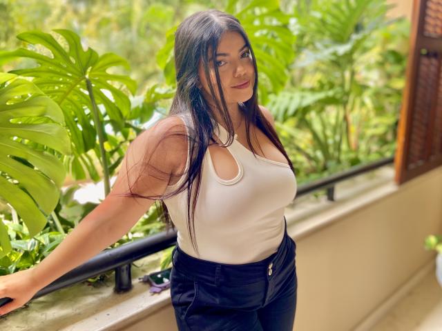 LaraJames - Live sex cam - 29076086