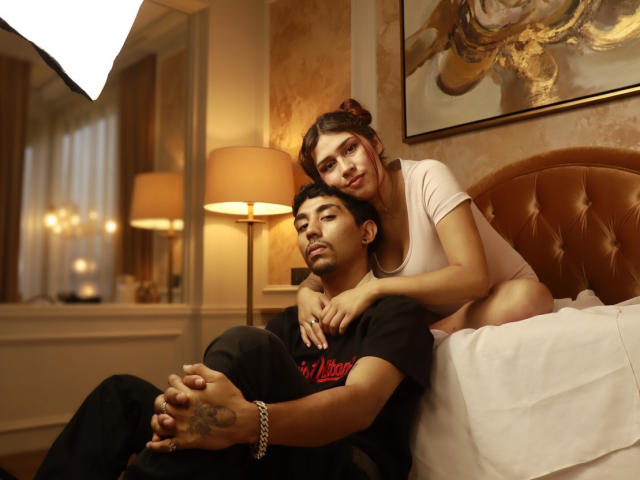 AnyelinAndMark - Live porn &amp; sex cam - 29078294