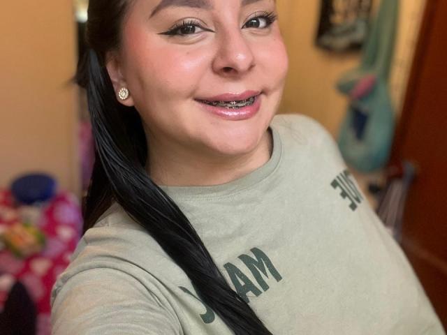 EmaJames - Live sex cam - 29081210