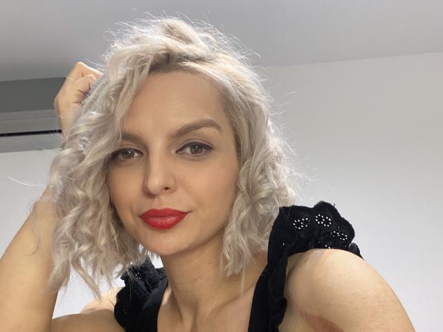 DouceAmelia - Camera khiêu dâm &amp; quyến rũ trực tiếp - 29082623