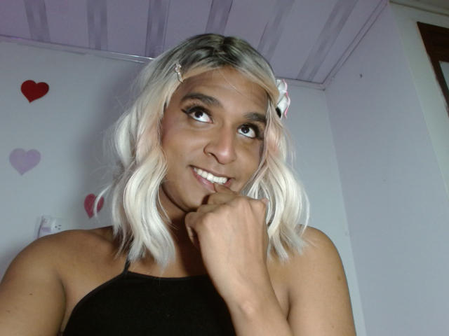 IdiiaLatina - Live porn &amp; sex cam - 29084528