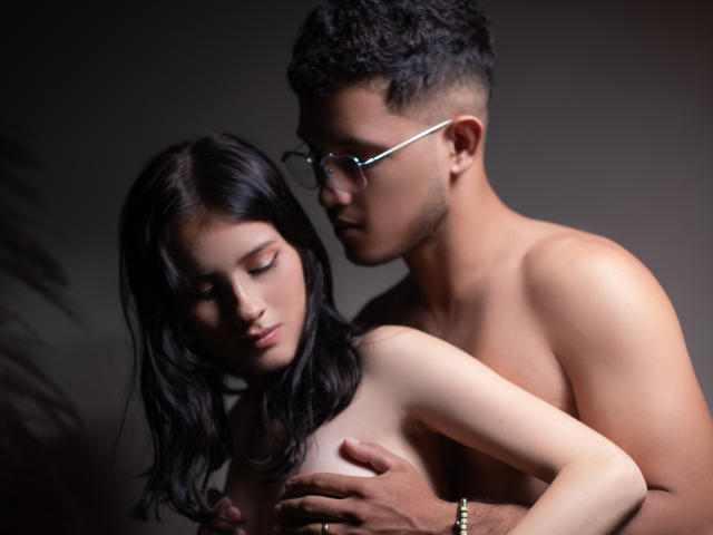EimyAndMaxi - Live porn &amp; sex cam - 29084933