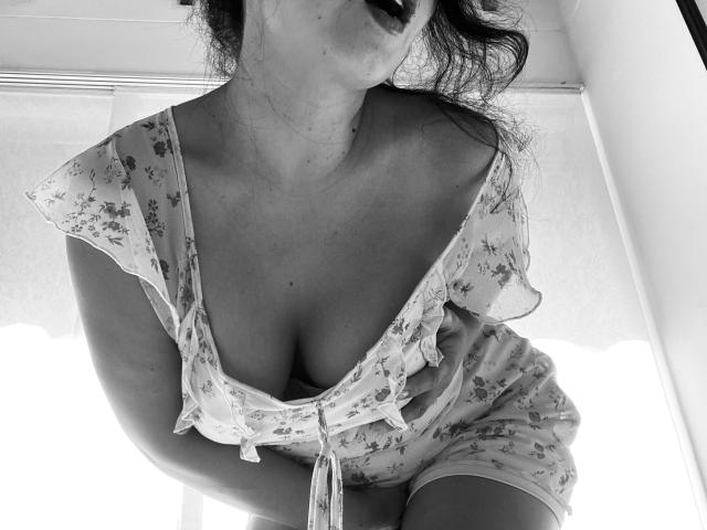 AlisGourmande - Sexe cam en vivo - 29088641