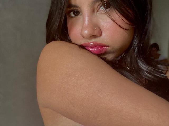 CelesteMorel - Live sex cam - 29090735