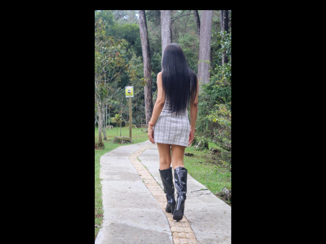 VanezzaTss - Live Sex Cam - 29091827