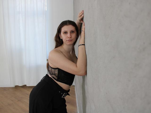 LilianaShine - Live sex cam - 29095367