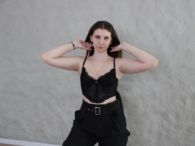 LilianaShine - Live sex cam - 29095373