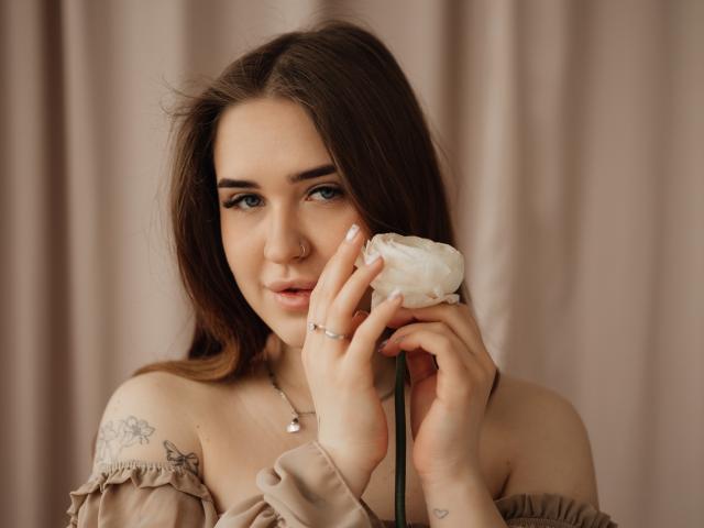 LauraHlot - сексуальная веб-камера в реальном времени - 29096045