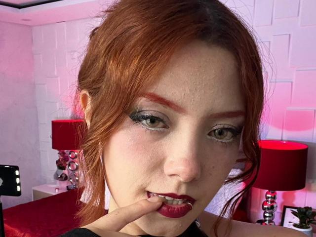 EmmaThomsonn - Sexe cam en vivo - 29099744