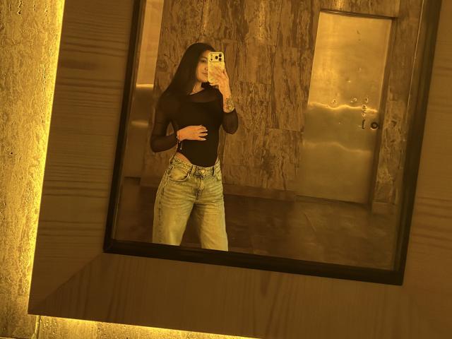 ThaliaAres - Sexe cam en vivo - 29102456