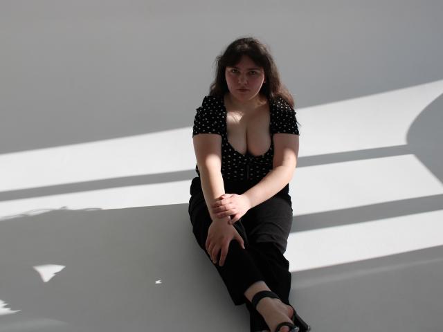 NeonilaLisova - Live porn &amp; sex cam - 29104115