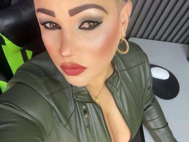 GianellaCox - Sexe cam en vivo - 29104235