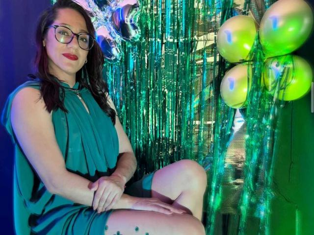 SamanthaCorine - Live porn &amp; sex cam - 29105156