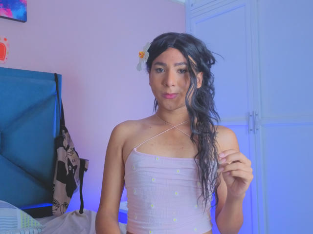 ZoeHotMoretti - Sexe cam en vivo - 29108792