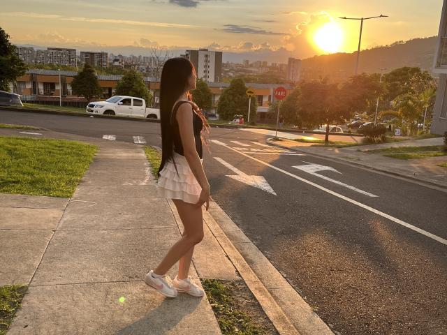 MilanMoon - Live sex cam - 29109713