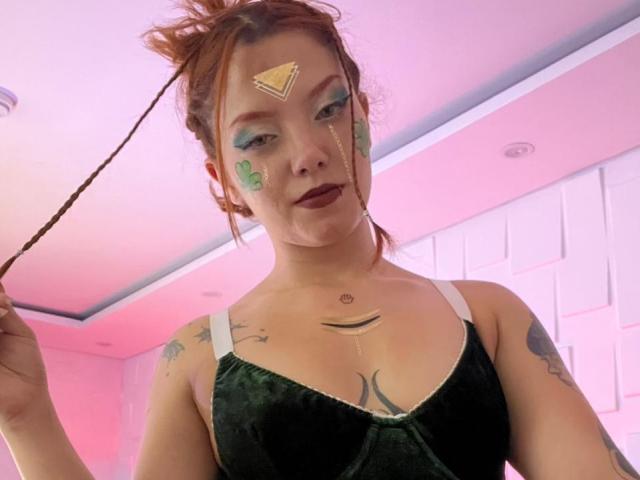 EmmaThomsonn - Sexe cam en vivo - 29110529