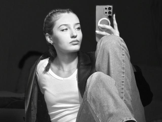 DiedraBloschichak - Camera khiêu dâm &amp; quyến rũ trực tiếp - 29111675