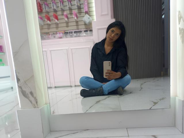 ArianithaXox - Sexe cam en vivo - 29115341