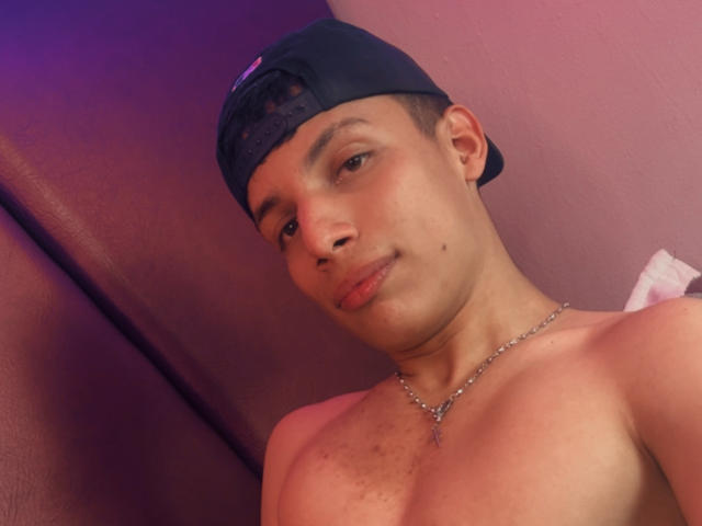 DannerBlue - Live sex cam - 29119526