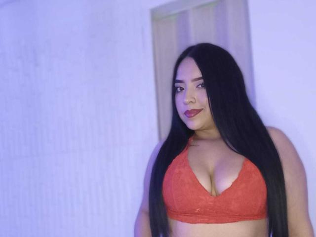 AdaraCute69 - Sexe cam en vivo - 29121335