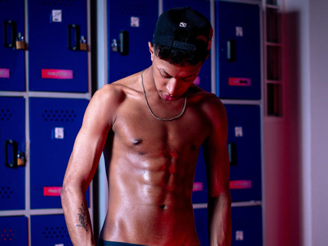 JhonatanGuzman - Live sex cam - 29122349